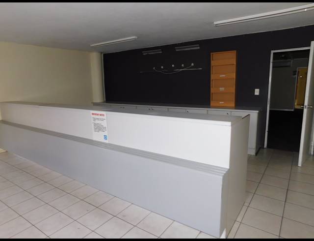 1,033M² OFFICE TO LET IN KENSINGTON B